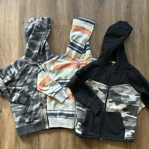 3 pair of boys zip up jackets with hood 3-5T